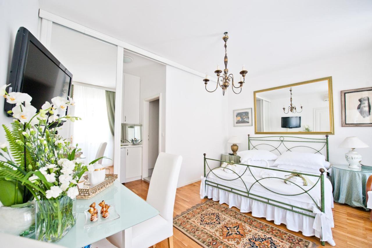 Old Town Apartments Next To The Beach 2 Ragusa Esterno foto